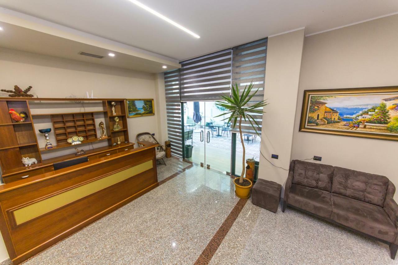 Western Star Hotel Дуррес Экстерьер фото