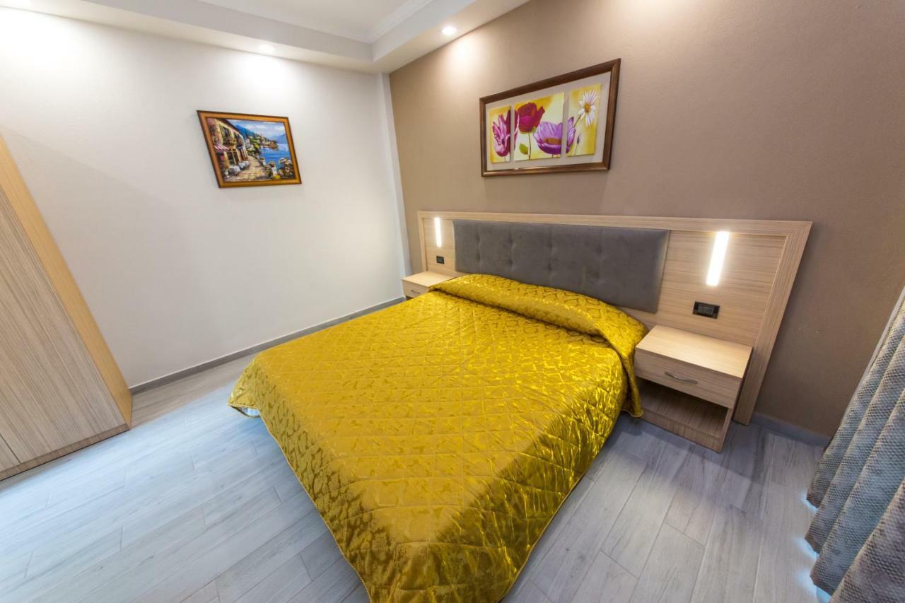 Western Star Hotel Дуррес Экстерьер фото